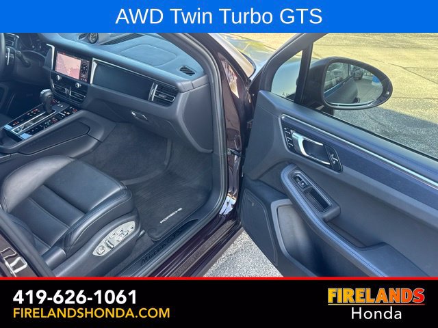 Used 2023 Porsche Macan GTS AWD/4WD image 43
