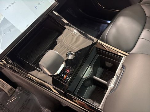 New 2025 Land Rover Range Rover Sport Dynamic SE image 17