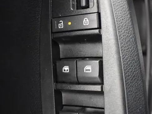 Used 2026 Kia Seltos LX FWD image 21