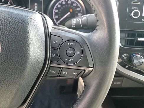 Used 2024 Toyota Camry SE image 15