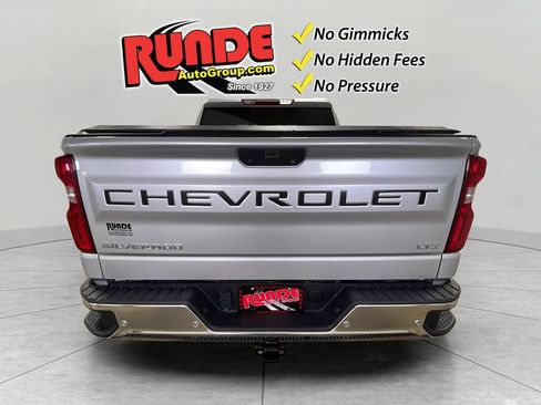 Used 2019 Chevrolet Silverado 1500 LTZ w/ LTZ Plus Package AWD/4WD image 5