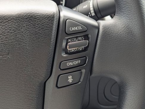 New 2025 Nissan Frontier SV image 25