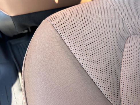 Used 2025 Toyota Grand Highlander Platinum image 13