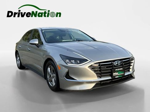 Used 2021 Hyundai Sonata SE FWD image 3