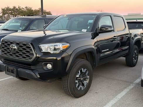 Certified 2023 Toyota Tacoma TRD Off-Road image 15