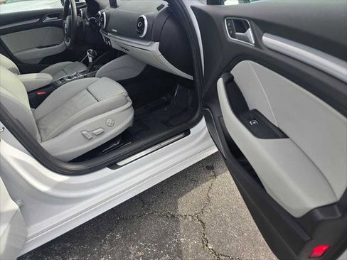 Used 2016 Audi A3 e-tron Premium Plus w/ Premium Plus Package image 10