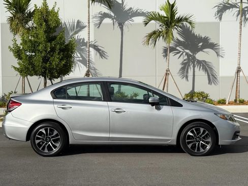 Used 2015 Honda Civic EX image 4