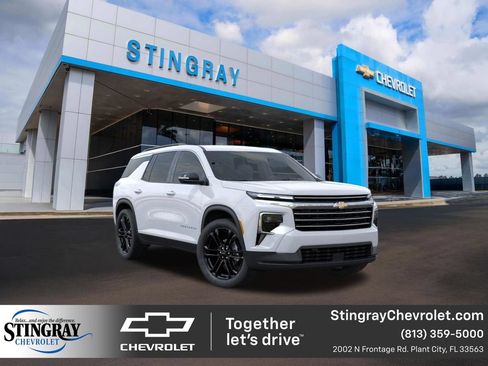 New 2026 Chevrolet Traverse LT w/ Driver Confidence Package FWD image 1