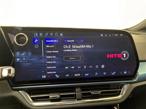 Used 2025 Chevrolet Equinox EV LT w/ Convenience Package image 26