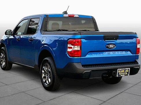 Used 2025 Ford Maverick XLT image 11