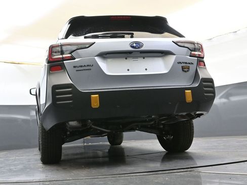 Used 2025 Subaru Outback Wilderness image 40