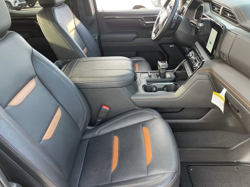 Certified 2026 GMC Sierra 1500 AT4 w/ Technology Package AWD/4WD image 12