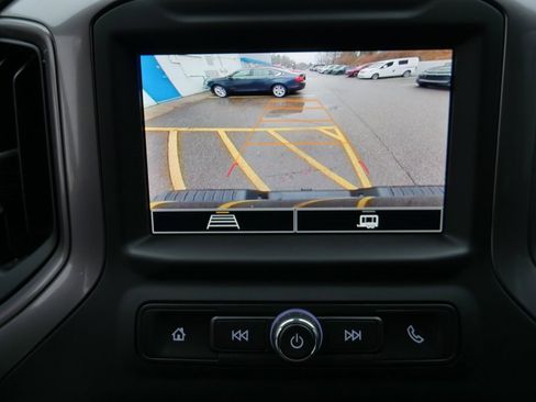 Used 2024 Chevrolet Silverado 2500 Custom w/ Custom Value Package image 16