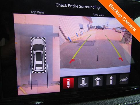 New 2027 Chrysler Pacifica Select AWD/4WD image 16
