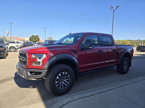 Certified 2020 Ford F150 Raptor w/ Equipment Group 801A Mid image 3