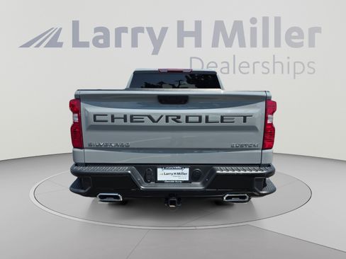 Used 2024 Chevrolet Silverado 1500 Custom Trail Boss AWD/4WD image 4