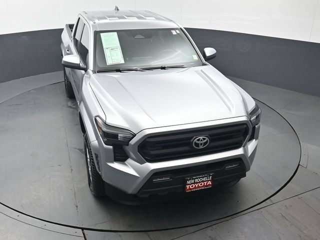 Certified 2026 Toyota Tacoma SR5 AWD/4WD image 46
