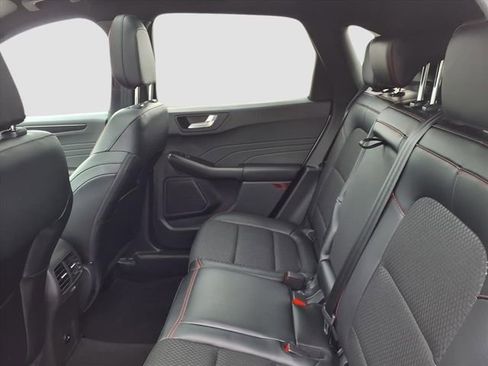 Used 2024 Ford Escape ST-Line w/ Tech Pack #1 image 9