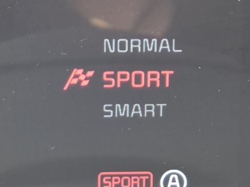 Used 2023 Kia Sportage EX FWD image 9