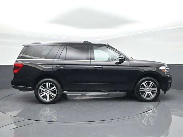 Used 2023 Ford Expedition Limited AWD/4WD image 9