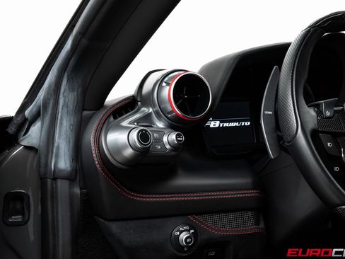 Used 2020 Ferrari F8 Tributo image 35