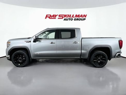 Used 2026 GMC Sierra 1500 SLT AWD/4WD image 4