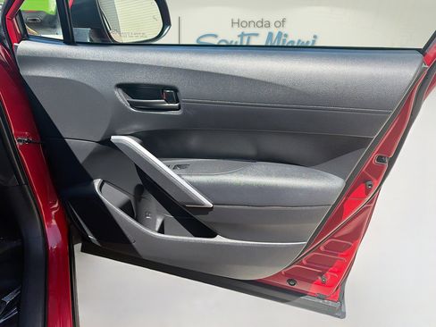 Used 2023 Toyota Corolla Cross LE FWD image 34