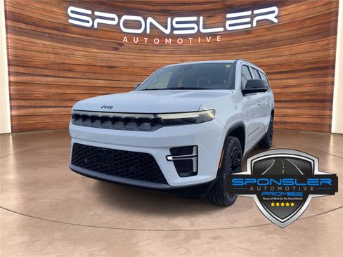 New 2026 Jeep Grand Wagoneer L Limited AWD/4WD image 1
