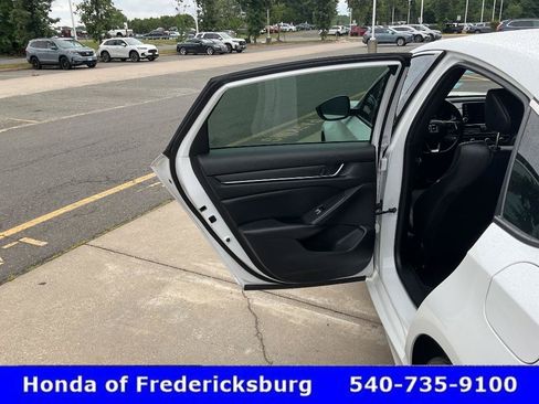 Used 2022 Honda Accord Sport image 15