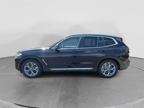 Used 2023 BMW X3 xDrive30i w/ Convenience Package AWD/4WD image 2