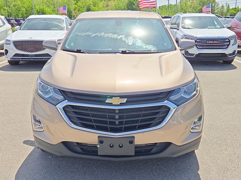 Used 2018 Chevrolet Equinox LT image 8