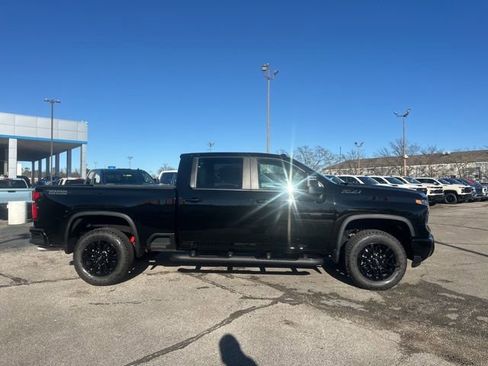 New 2026 Chevrolet Silverado 2500 LT w/ Trail Boss Package image 2