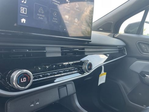 Certified 2024 Honda Prologue Touring image 13