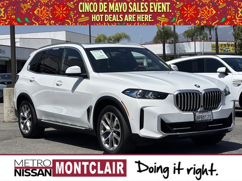 Used 2025 BMW X5 xDrive50e AWD/4WD image 1
