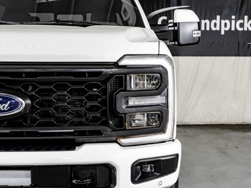 Used 2023 Ford F350 Lariat w/ Lariat Ultimate Package AWD/4WD image 42