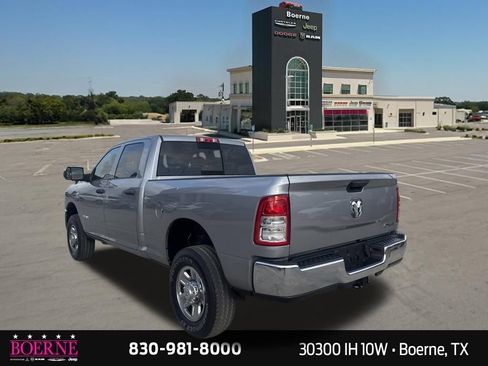Used 2022 RAM 2500 Tradesman AWD/4WD image 9