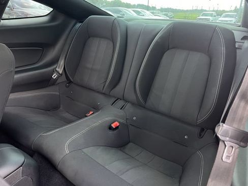Used 2019 Ford Mustang Coupe RWD image 21
