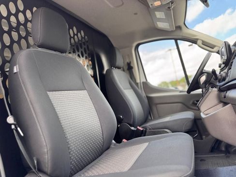 Used 2025 Ford Transit 250 Low Roof w/ Exterior Upgrade Package RWD image 26