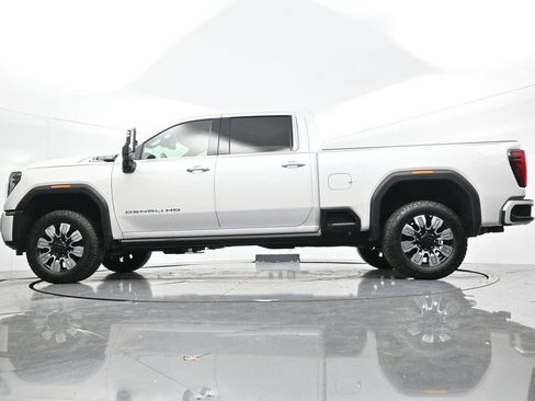 Used 2024 GMC Sierra 2500 Denali w/ Denali Reserve Package image 49