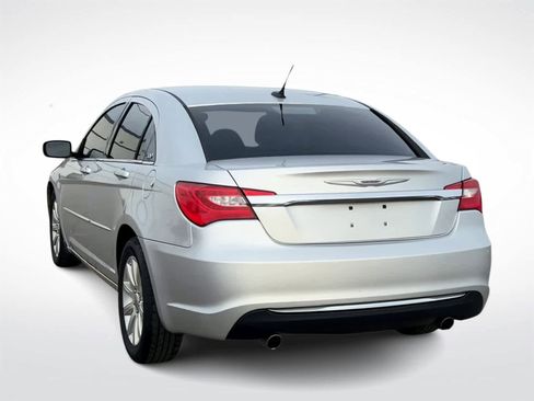 Used 2012 Chrysler 200 Touring image 7