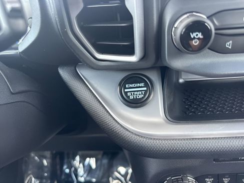 Used 2024 Ford Bronco Sport Big Bend w/ Convenience Package image 21