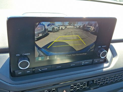 Used 2023 Honda Accord LX image 17