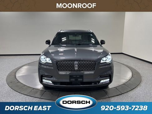 Certified 2023 Lincoln Aviator Reserve w/ Equipment Group 201A image 2