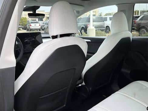 Used 2023 Tesla Model Y Long Range image 20