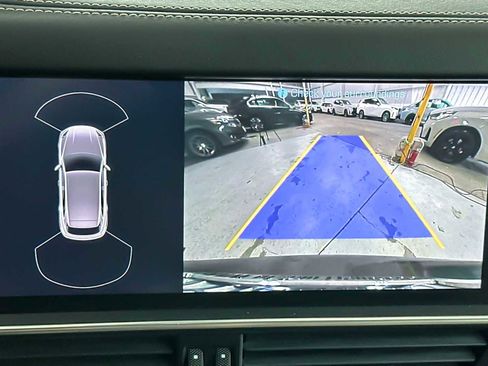 Used 2019 Porsche Cayenne image 20