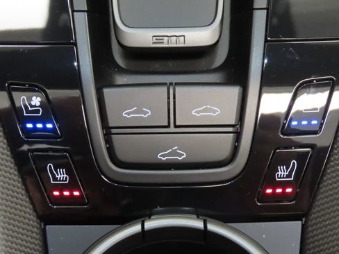 Certified 2023 Porsche 911 Turbo AWD/4WD image 27