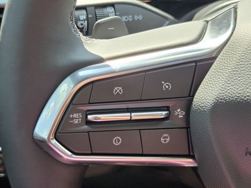New 2026 Chevrolet Tahoe High Country AWD/4WD image 18