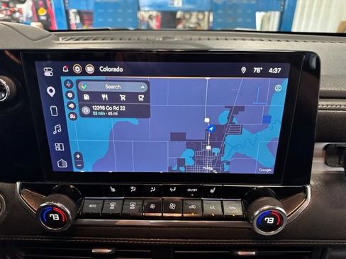 Used 2025 Chevrolet Colorado LT w/ Advanced Trailering Package AWD/4WD image 3