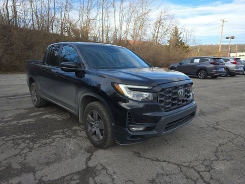 Used 2025 Honda Ridgeline TrailSport image 9