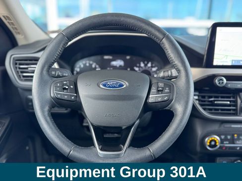 Used 2020 Ford Escape SEL image 6